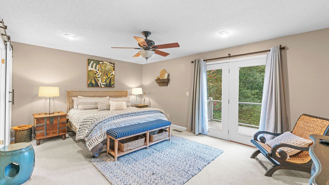 Photo of Bedroom in Northport