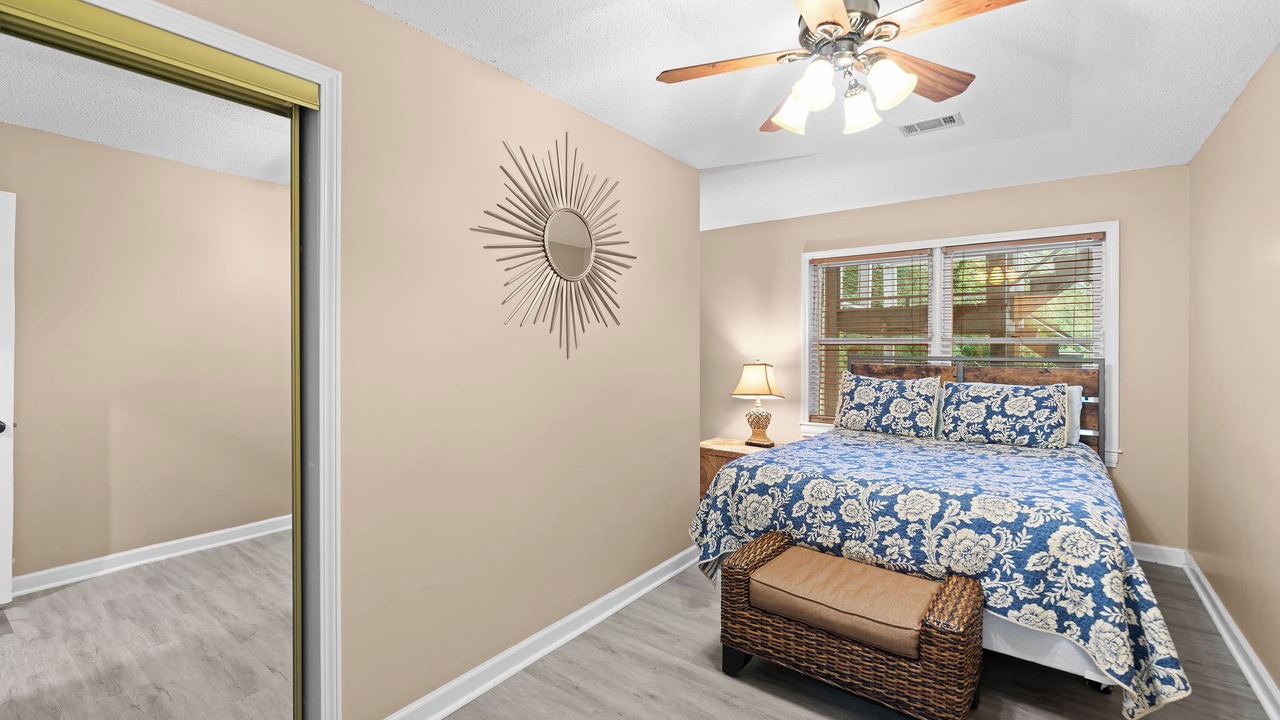 Photo of Bedroom in Northport