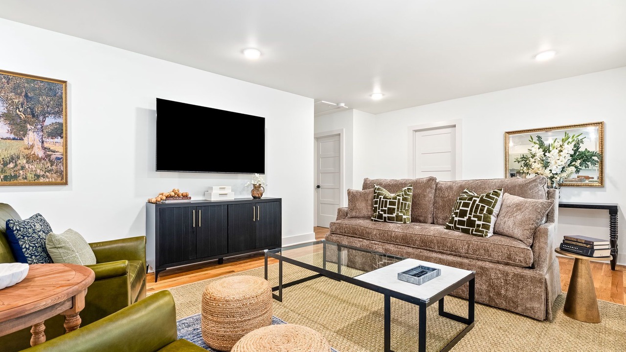 Photo of Livingroom in Auburn