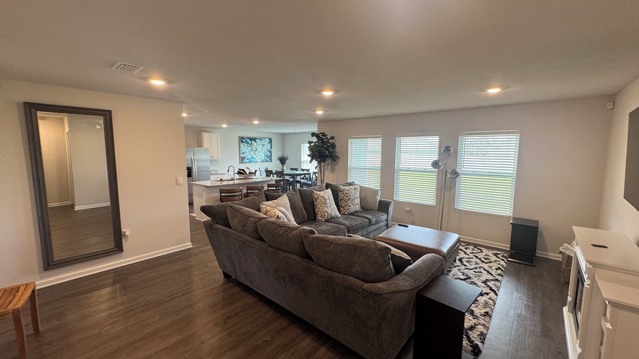 Photo of Livingroom in Valdosta