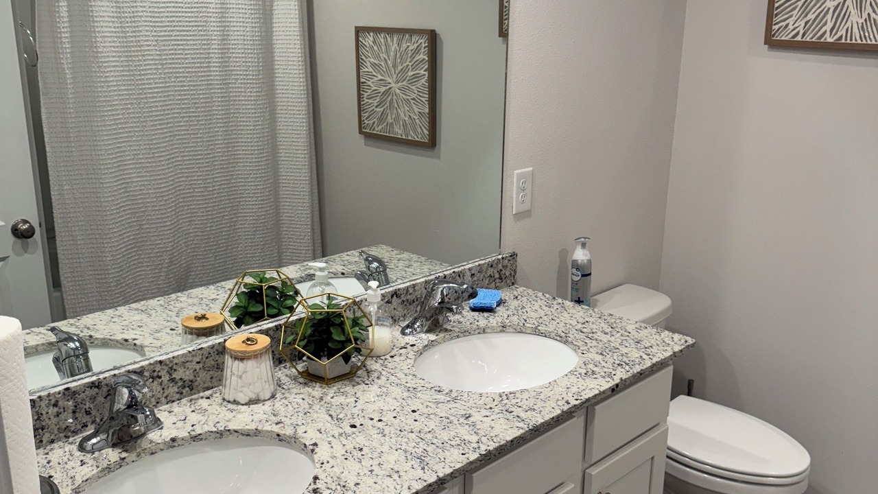 Photo of Bathroom in Valdosta