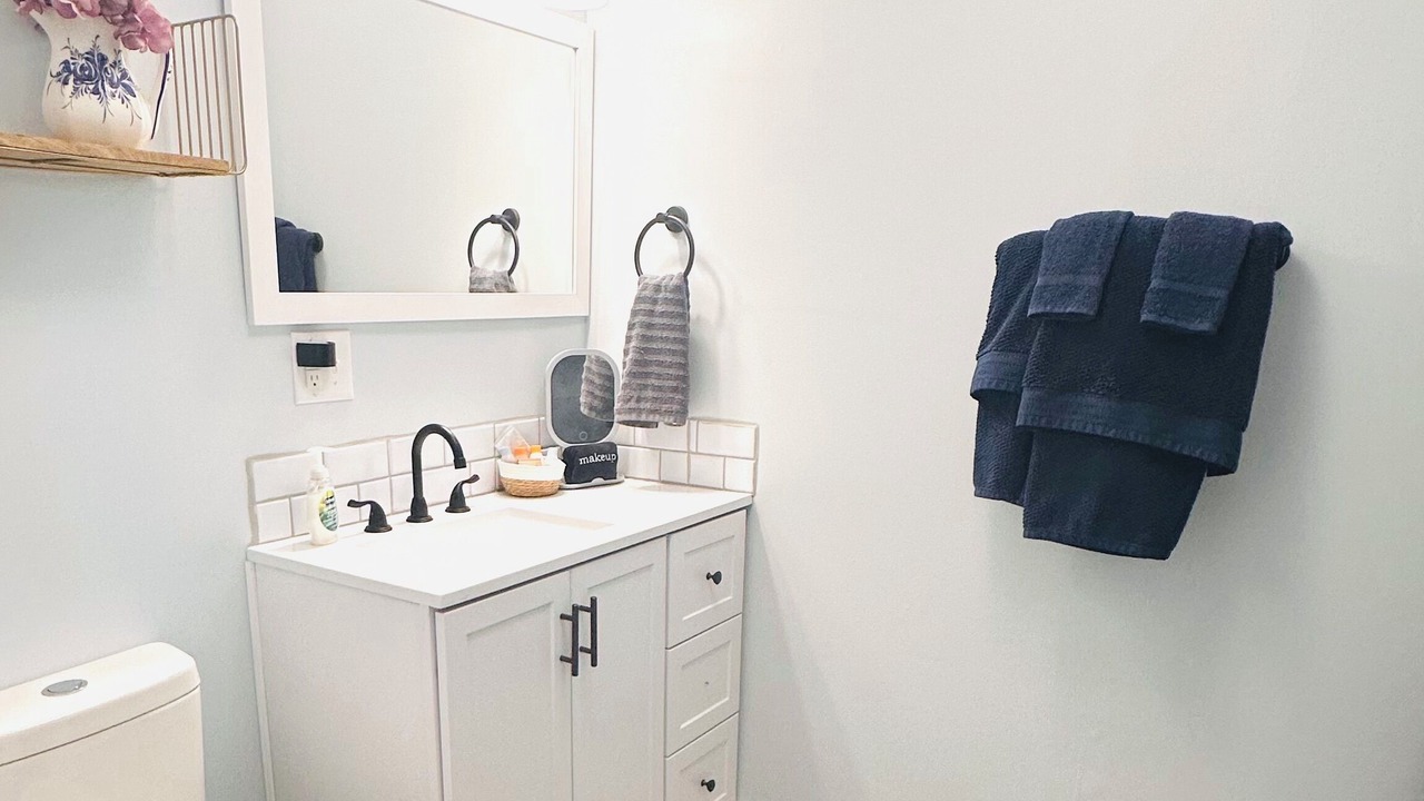 Photo of Bathroom in Laurel