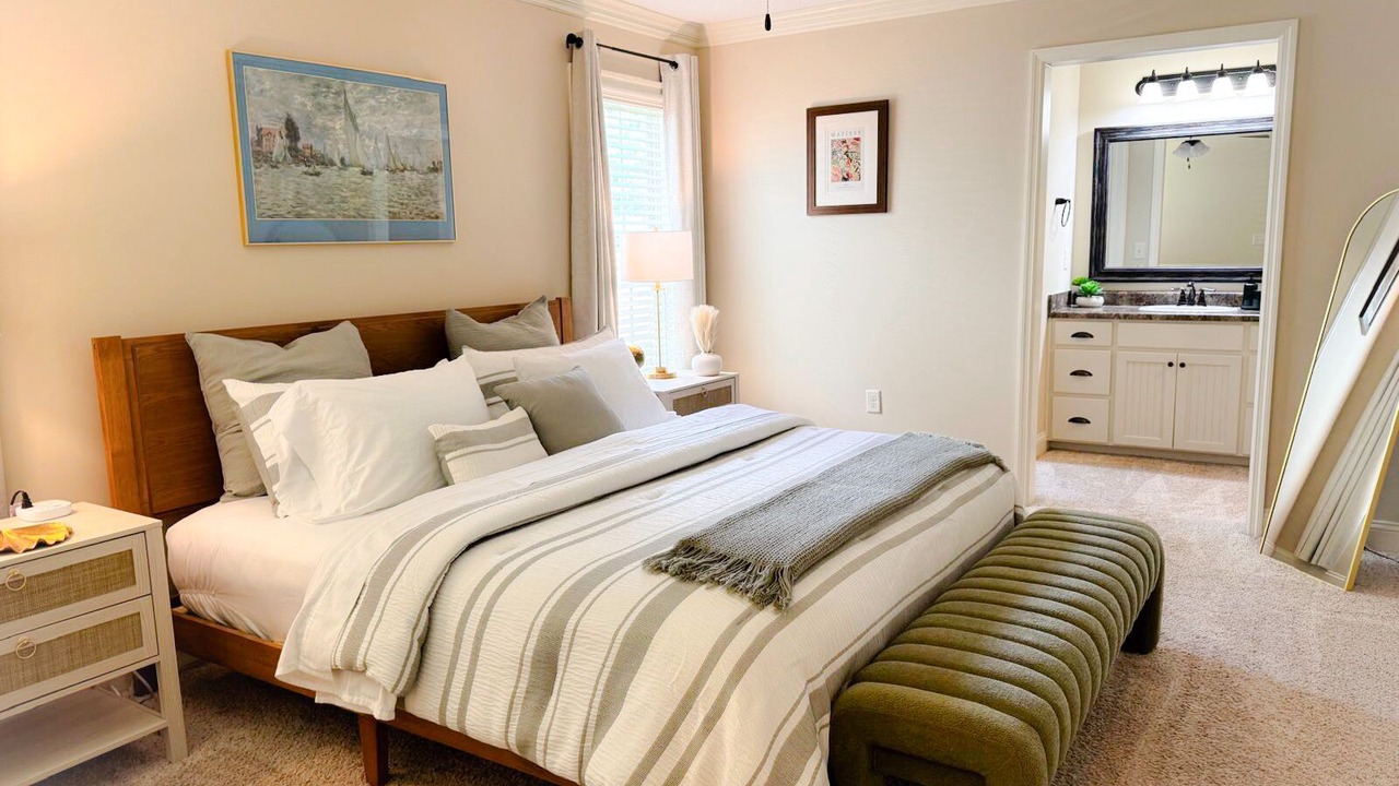 Photo of Bedroom in Valdosta