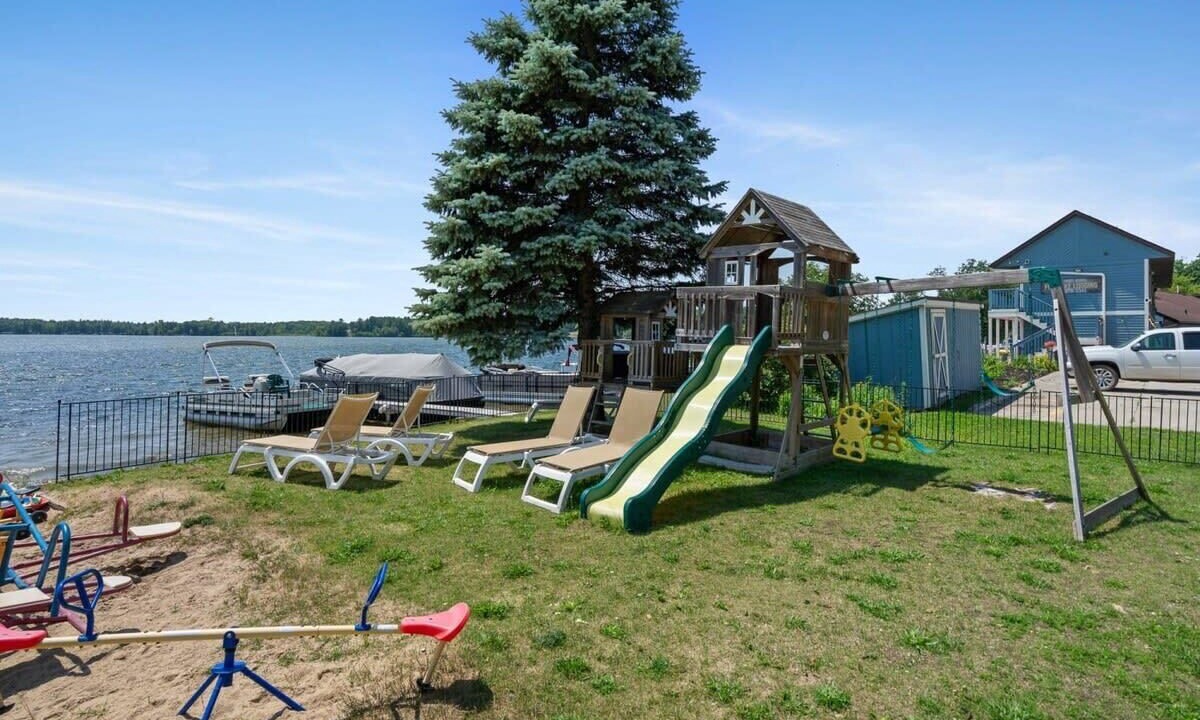 Photo of Others in Mayfield