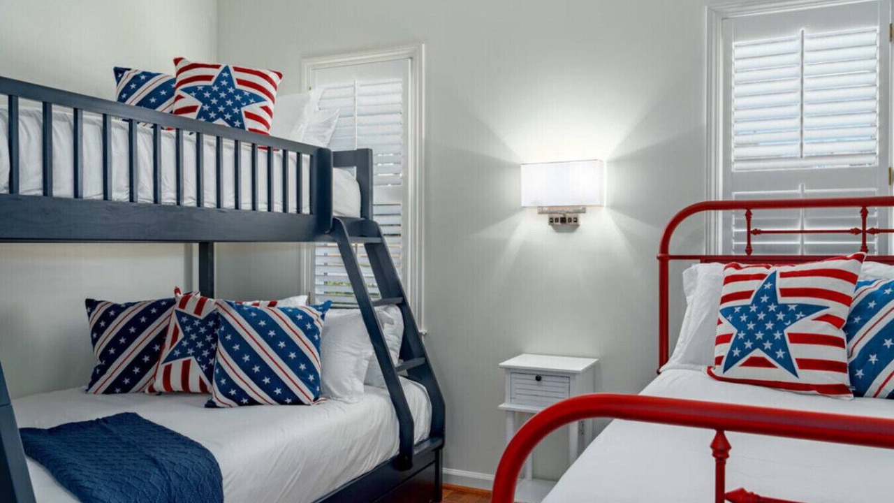 Photo of Bedroom in Crestline Heights