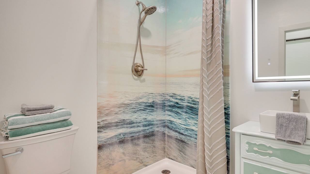 Photo of Bathroom in Oak