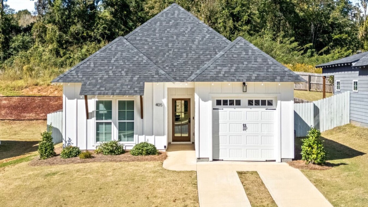 Photo of Outdoor in Auburn