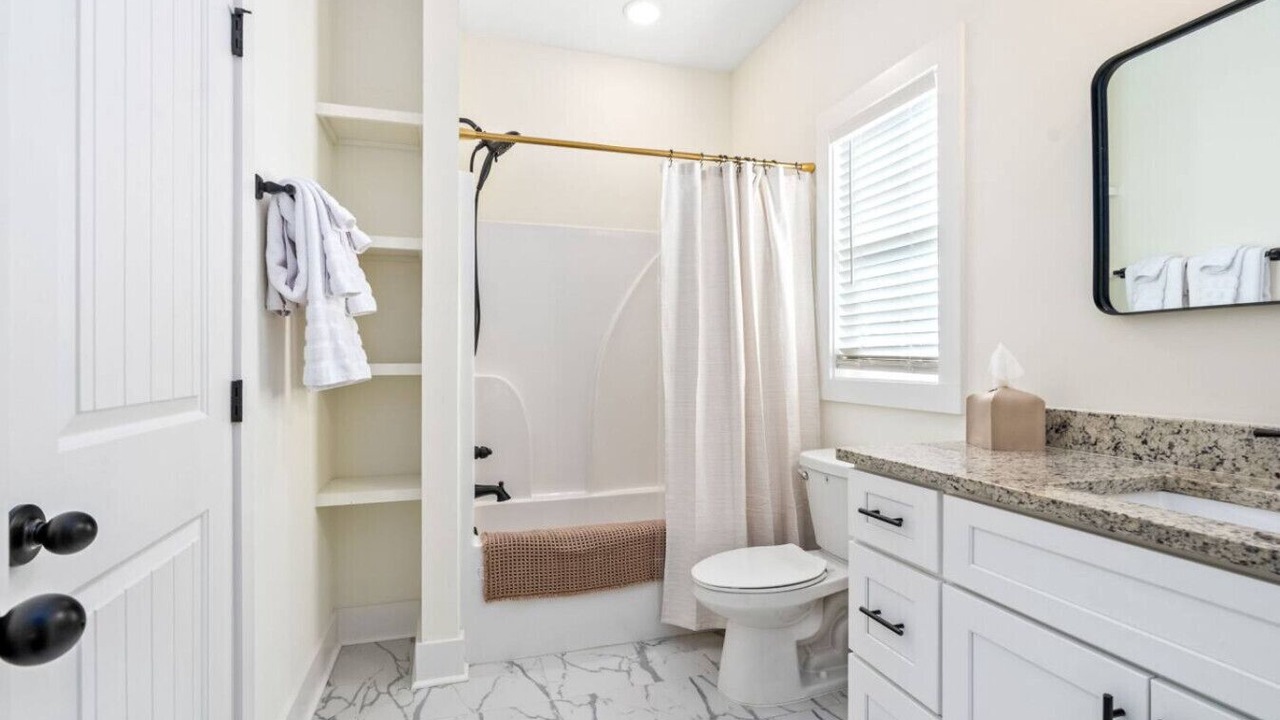 Photo of Bathroom in Auburn