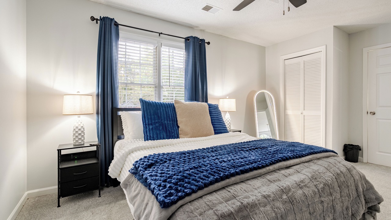 Photo of Bedroom in Mableton