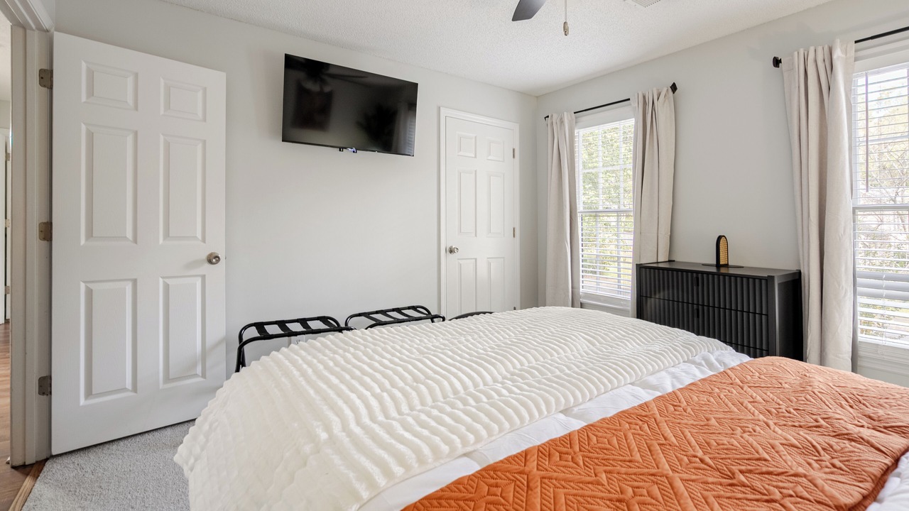 Photo of Bedroom in Mableton