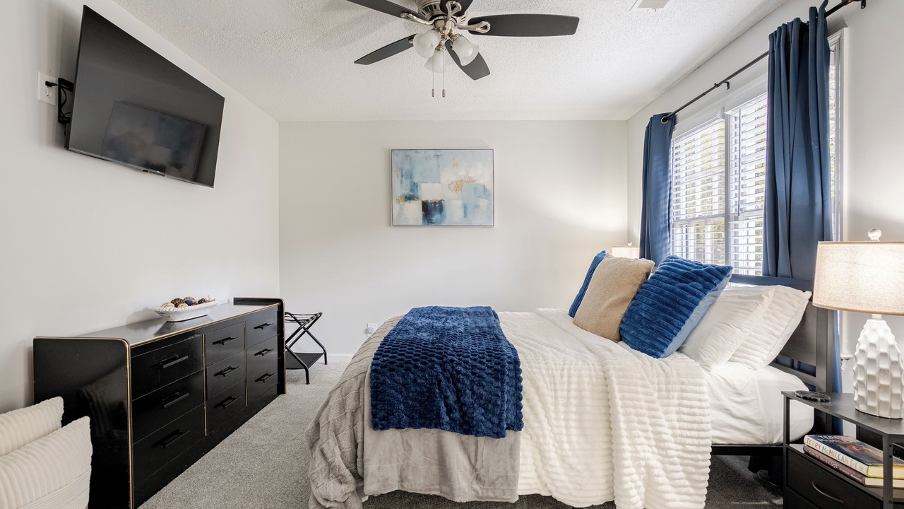 Photo of Bedroom in Mableton
