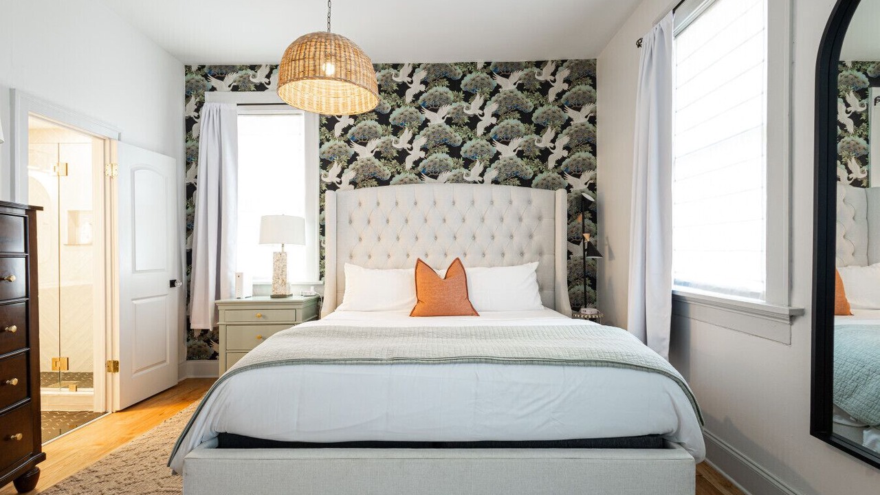 Photo of Bedroom in Midtown