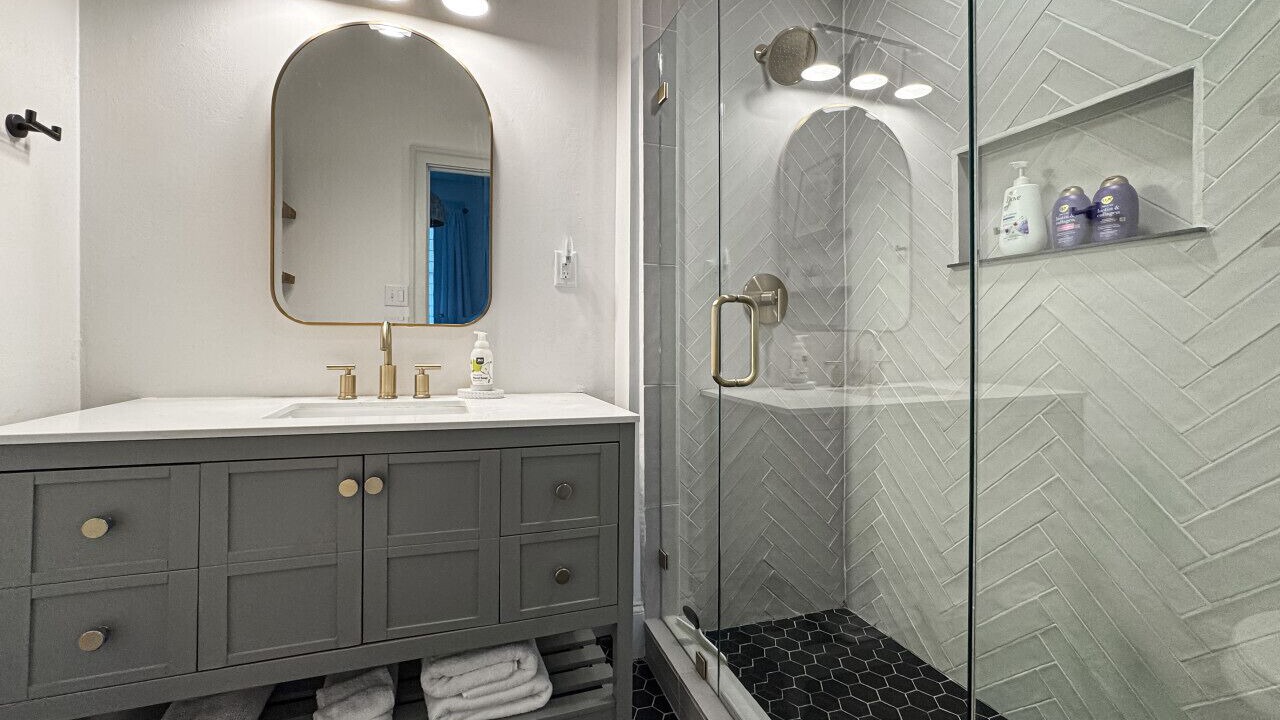 Photo of Bathroom in Midtown
