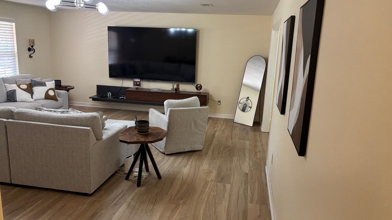 Photo of Livingroom in Moultrie
