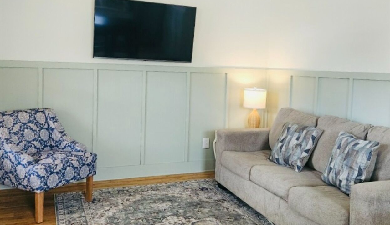 Photo of Livingroom in Lucedale