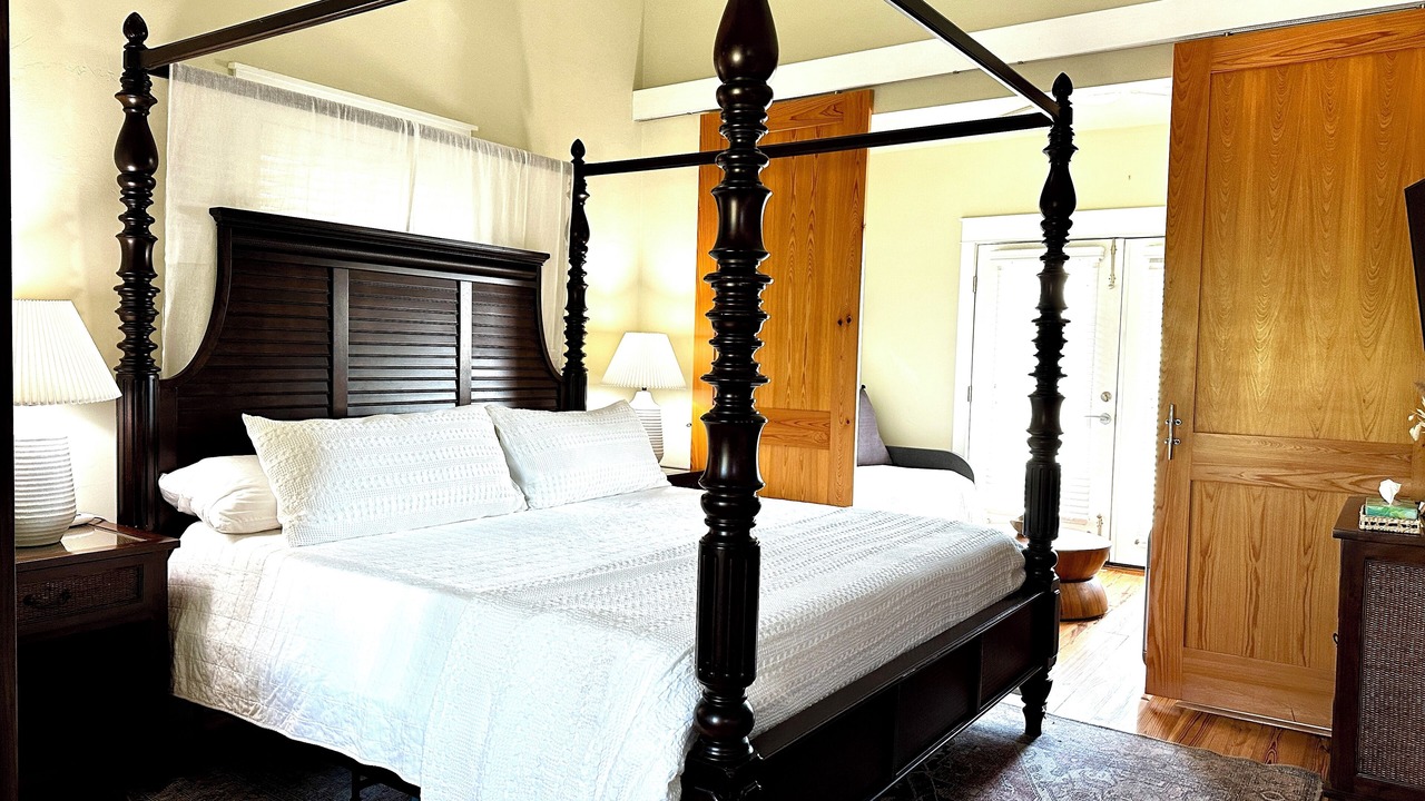 Photo of Bedroom in Carrabelle