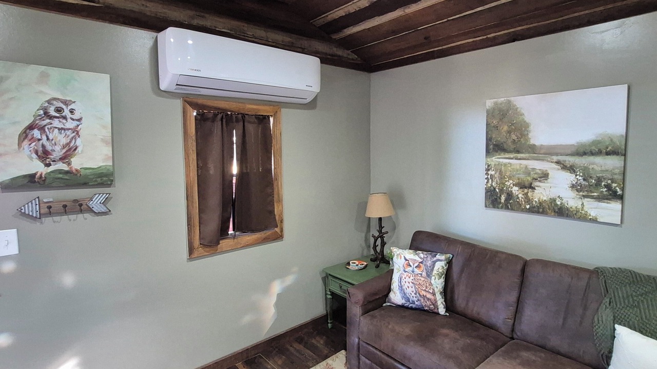 Photo of Livingroom in Evergreen