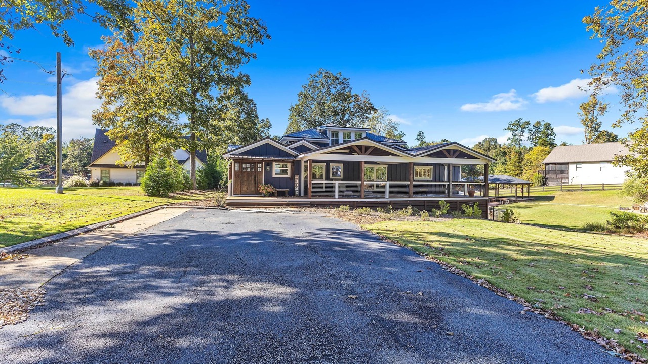 Photo of Others in Dadeville