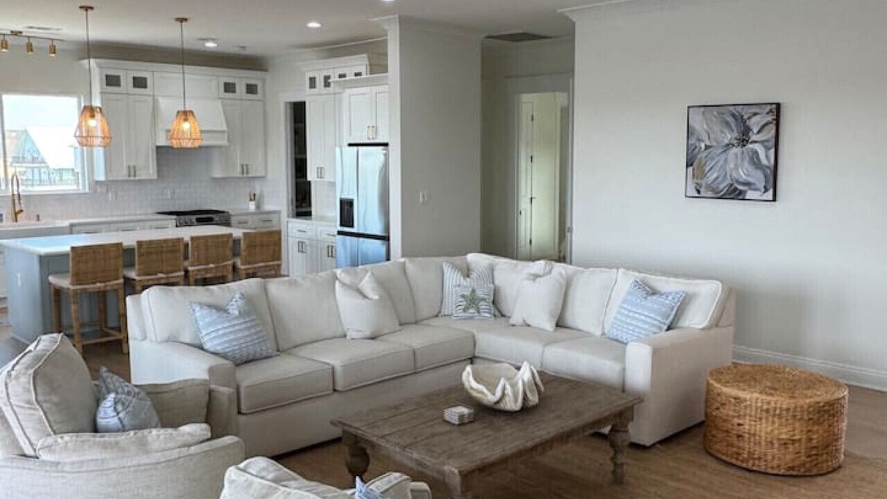 Photo of Livingroom in Shoreline Park