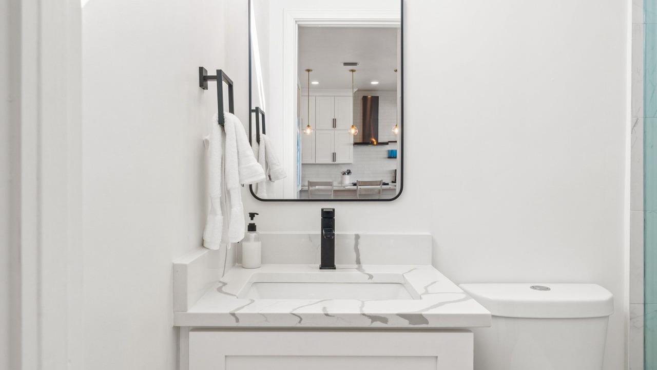 Photo of Bathroom in Tang-O-Mar