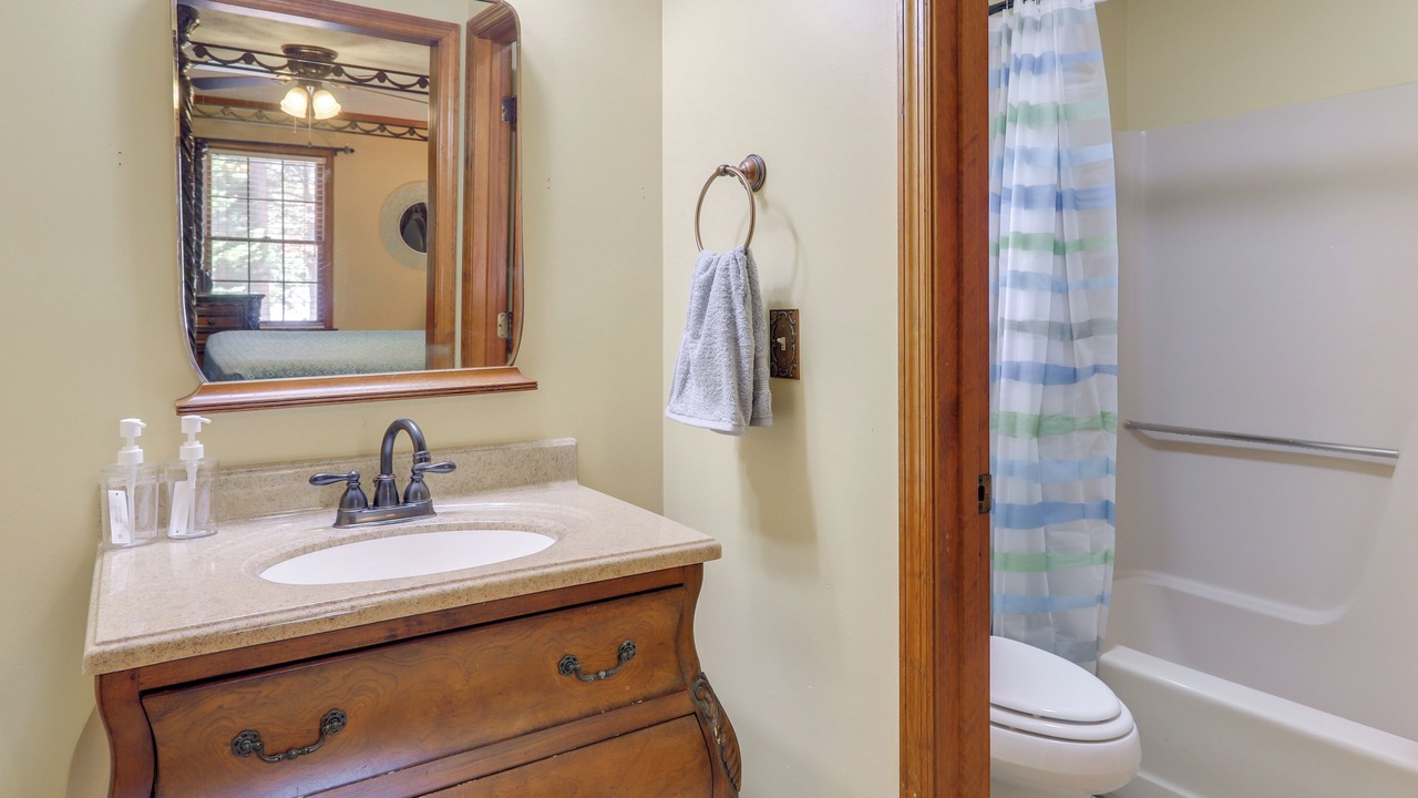 Photo of Bathroom in Griffin