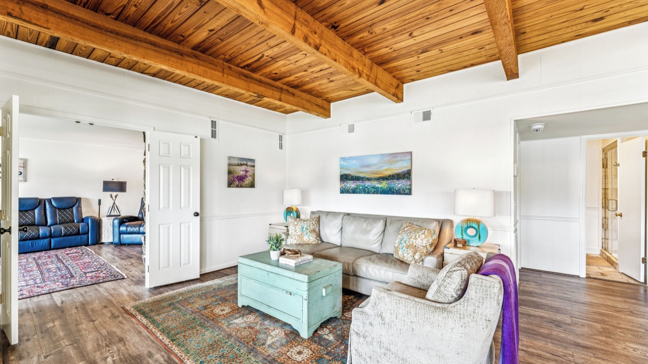 Photo of Livingroom in Shelby