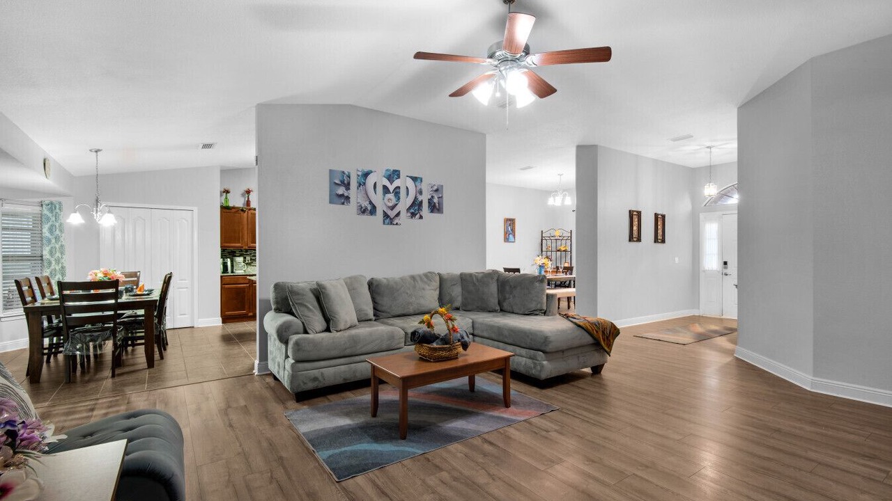 Photo of Bedroom in Crestview