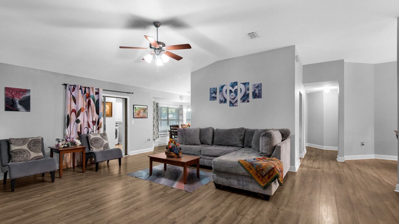 Photo of Bedroom in Crestview