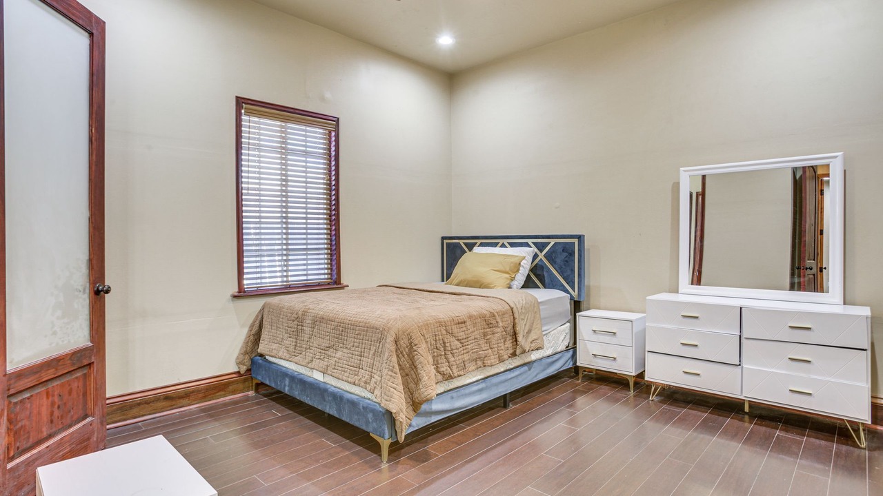 Photo of Bedroom in West Lake Forest