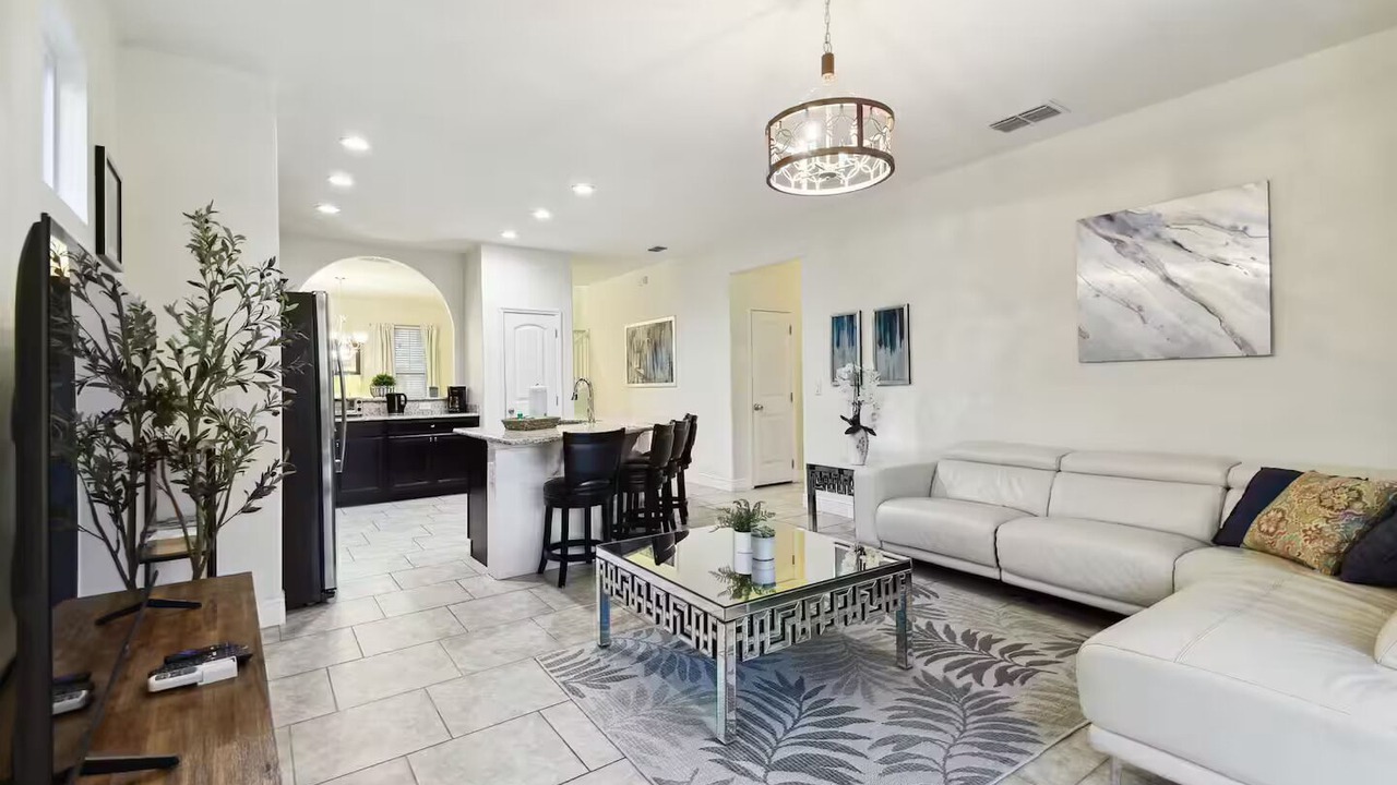 Photo of Livingroom in Loughman