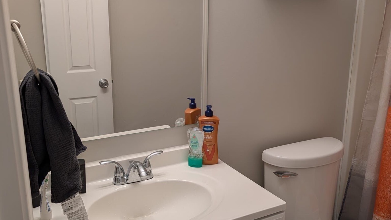 Photo of Bathroom in Conley
