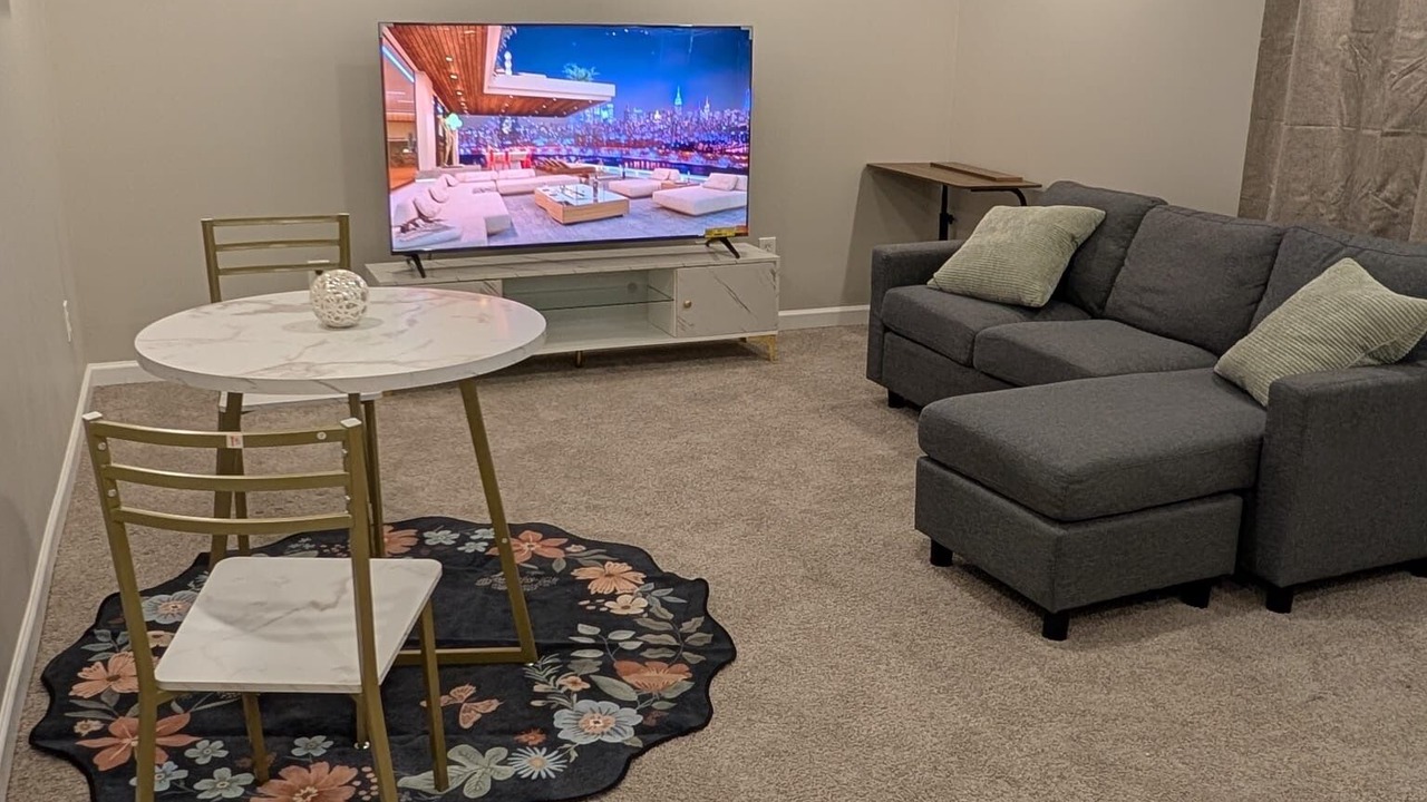 Photo of Livingroom in Conley
