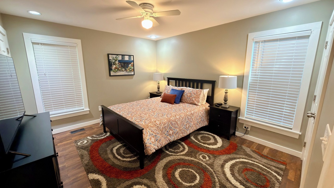 Photo of Bedroom in Northport