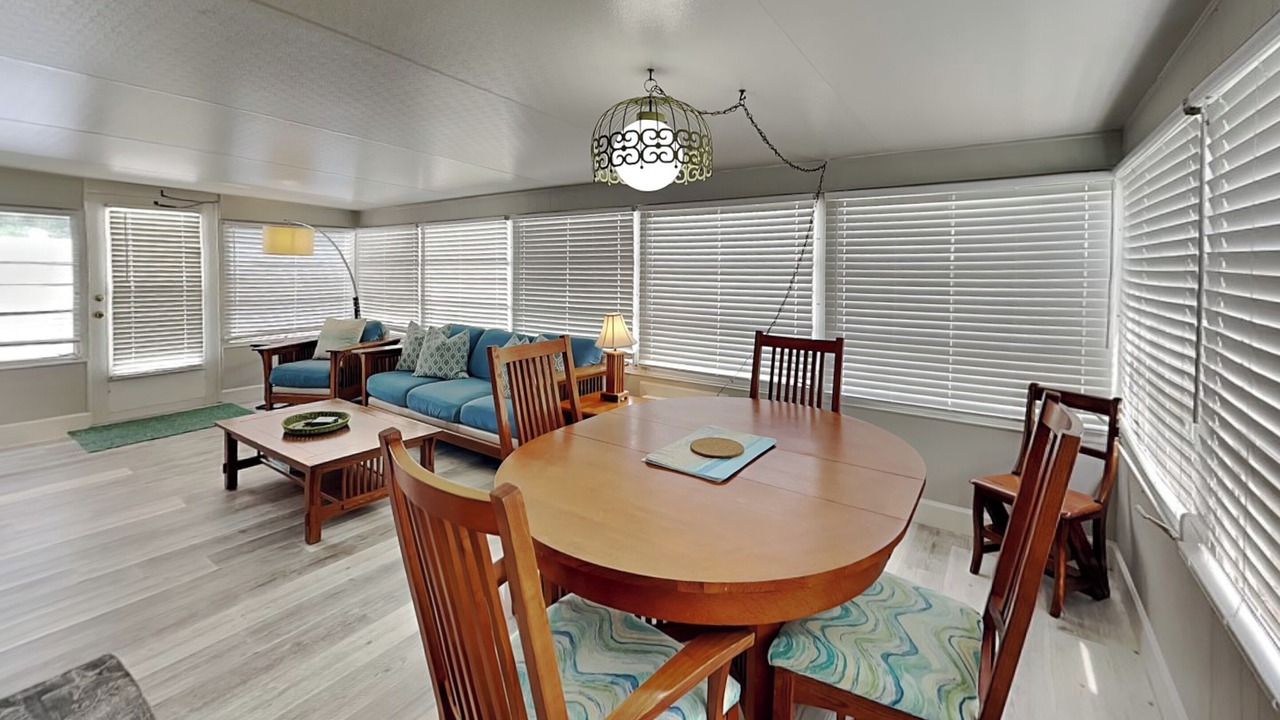 Photo of Bedroom in Ormond Ocean Gard