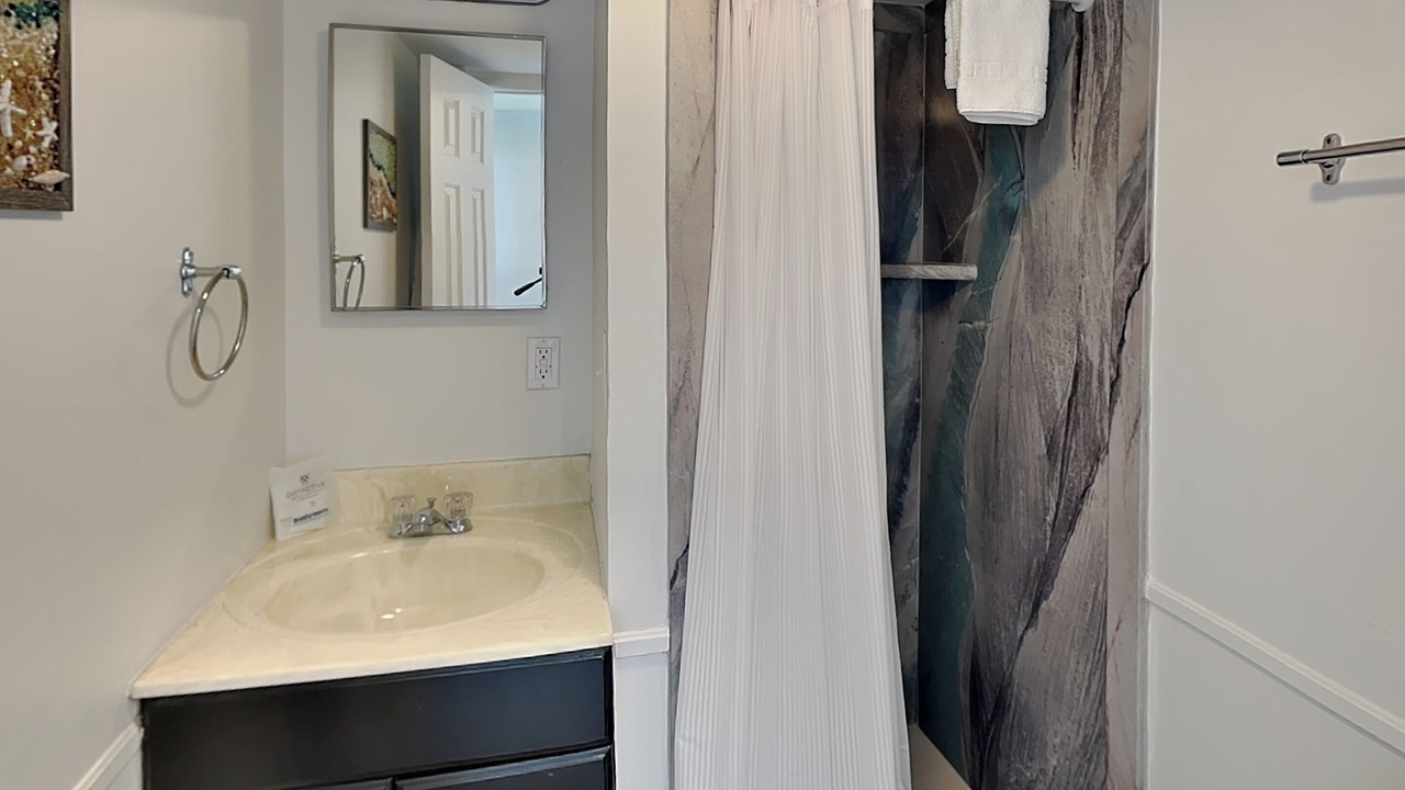 Photo of Bathroom in Ormond Ocean Gard