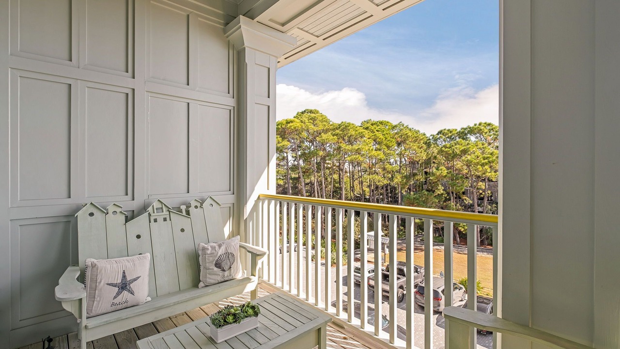 Photo of Patio Balcony in Beach District