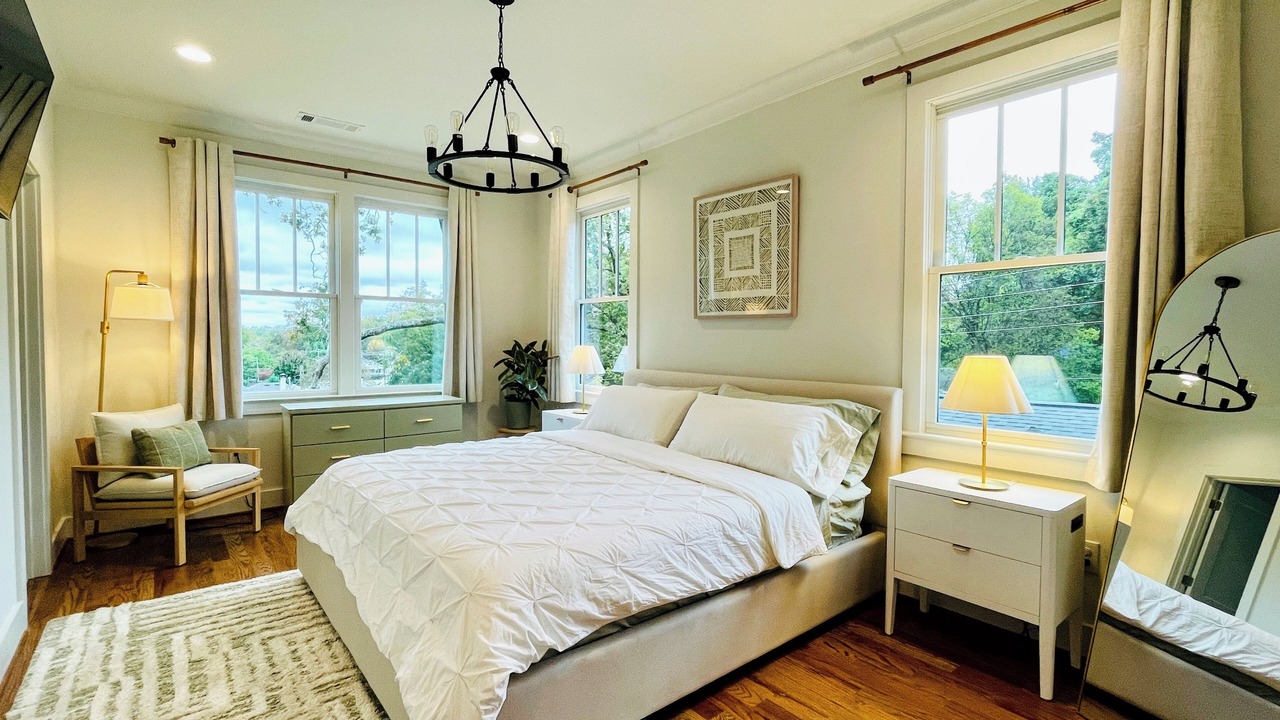 Photo of Bedroom in East Side