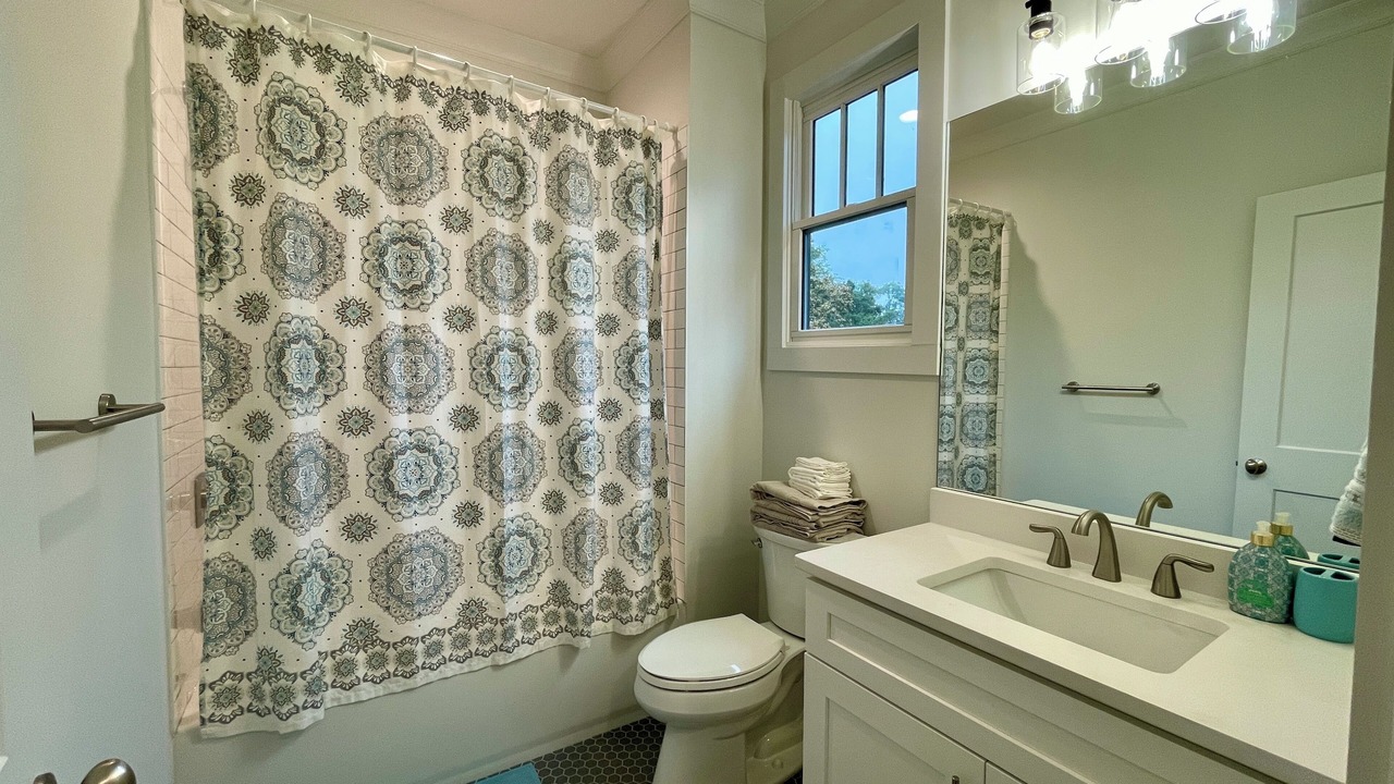 Photo of Bathroom in East Side