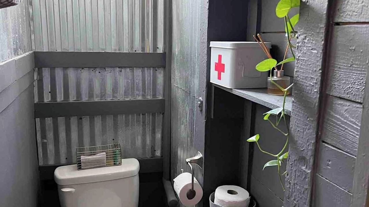 Photo of Bathroom in Algiers Point