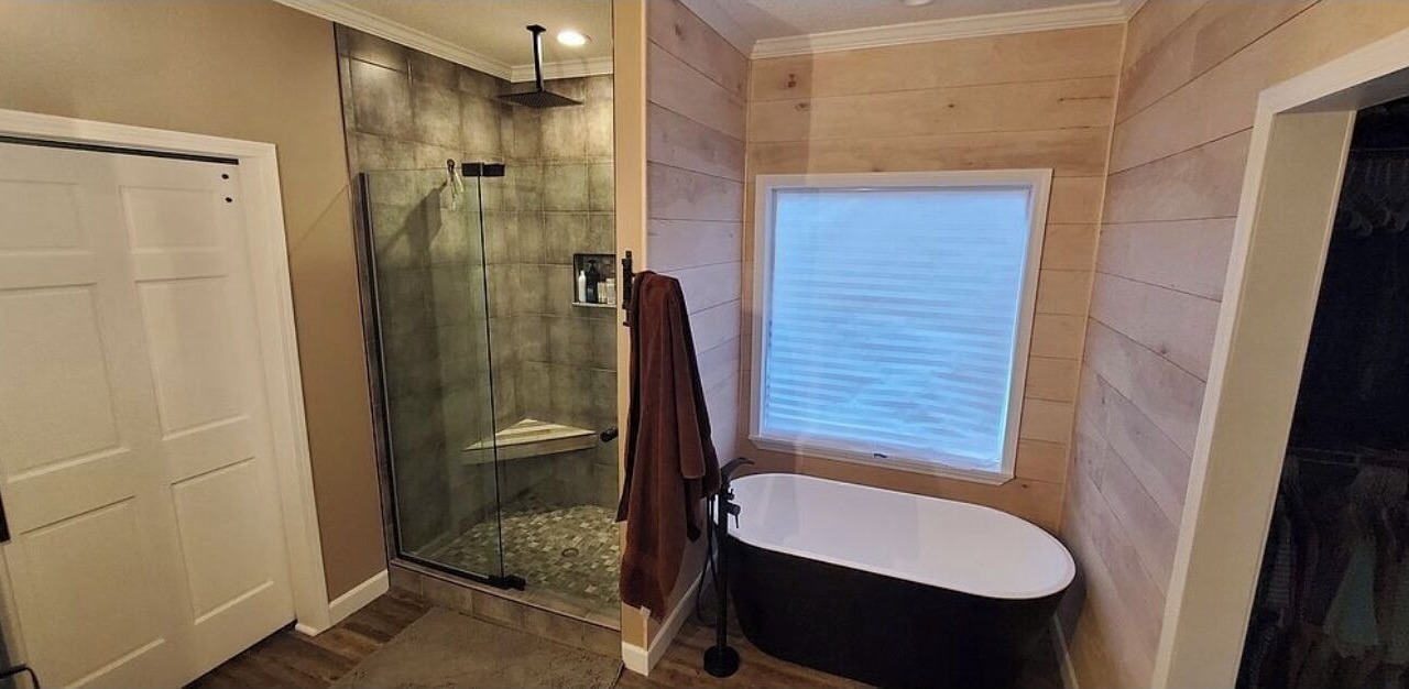 Photo of Bathroom in Cobb