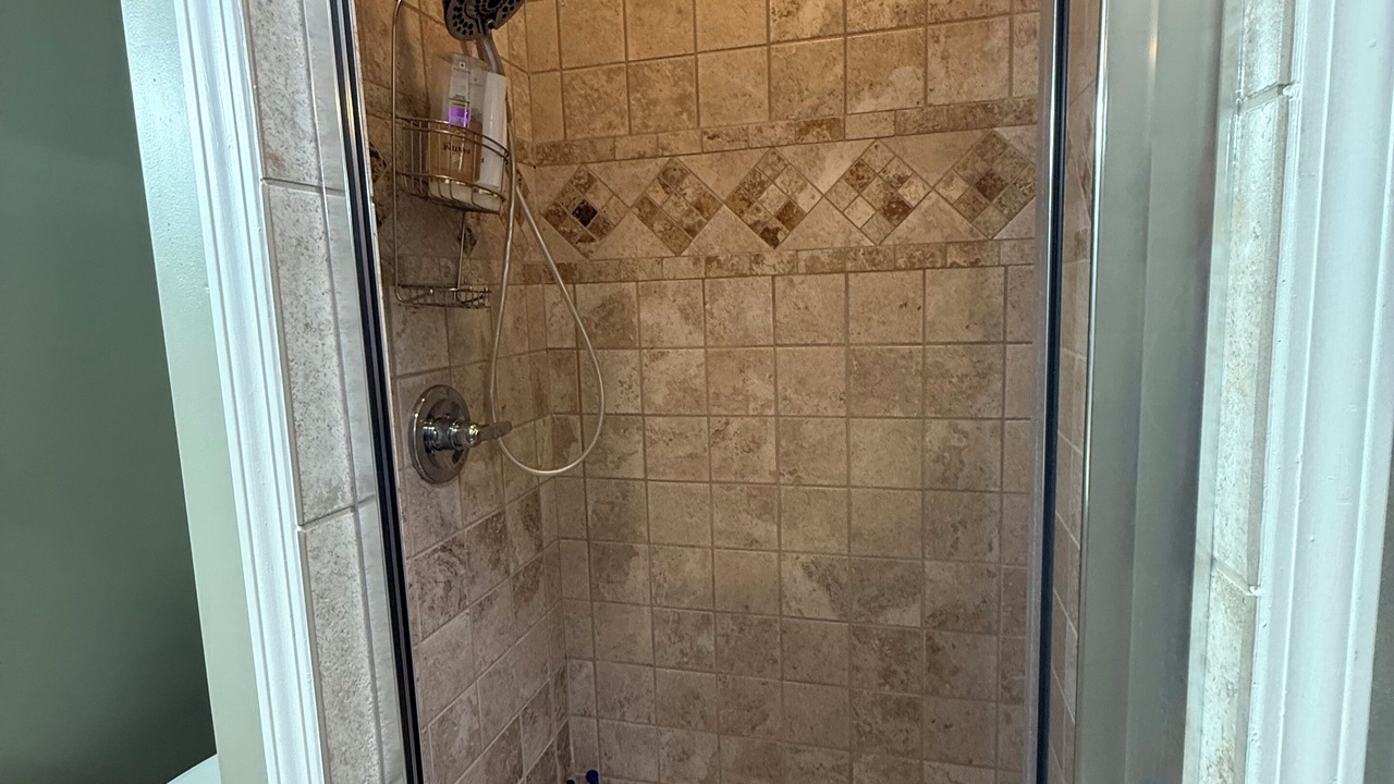 Photo of Bathroom in Cobb
