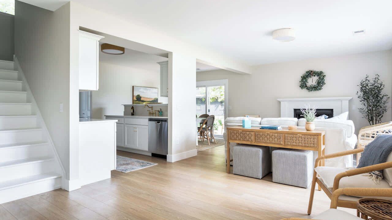 Photo of Livingroom in Empire