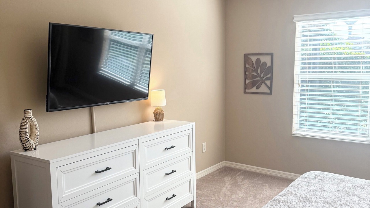 Photo of Bedroom in Village of Collier