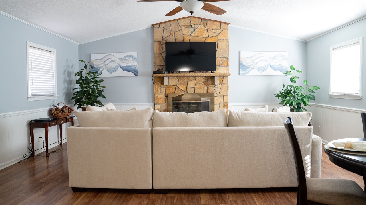 Photo of Livingroom in Cottondale