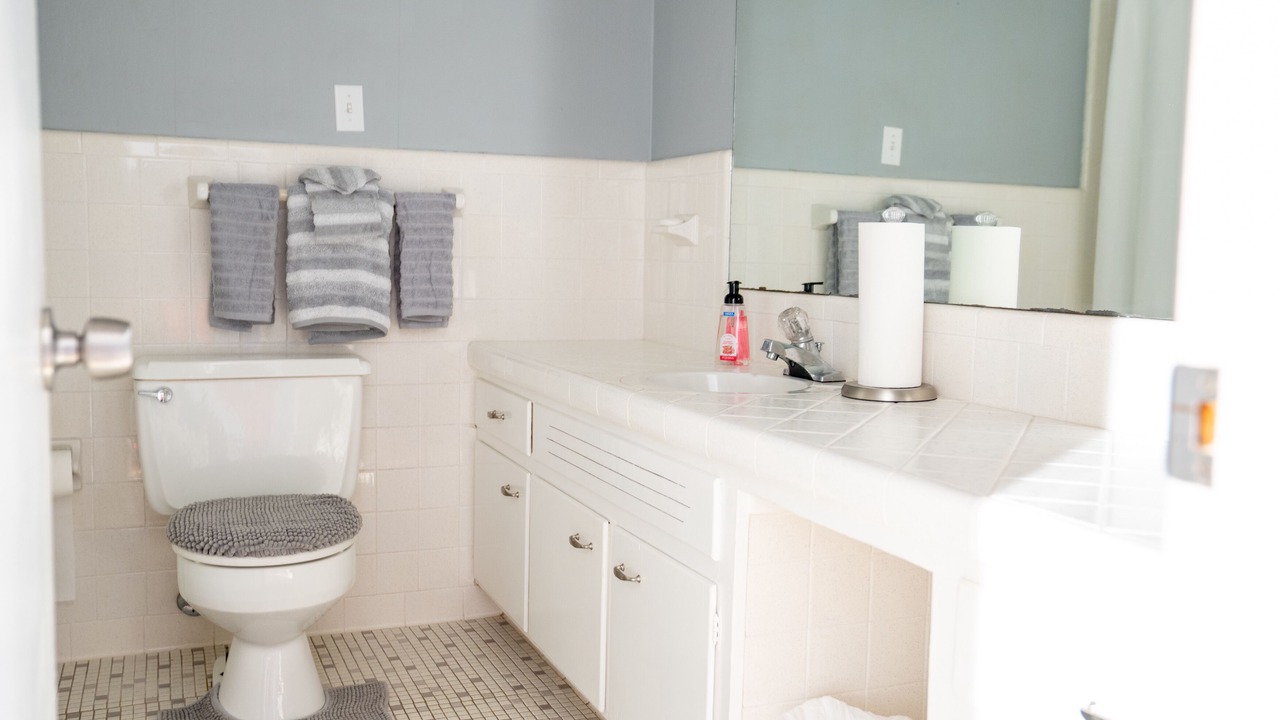 Photo of Bathroom in Cottondale