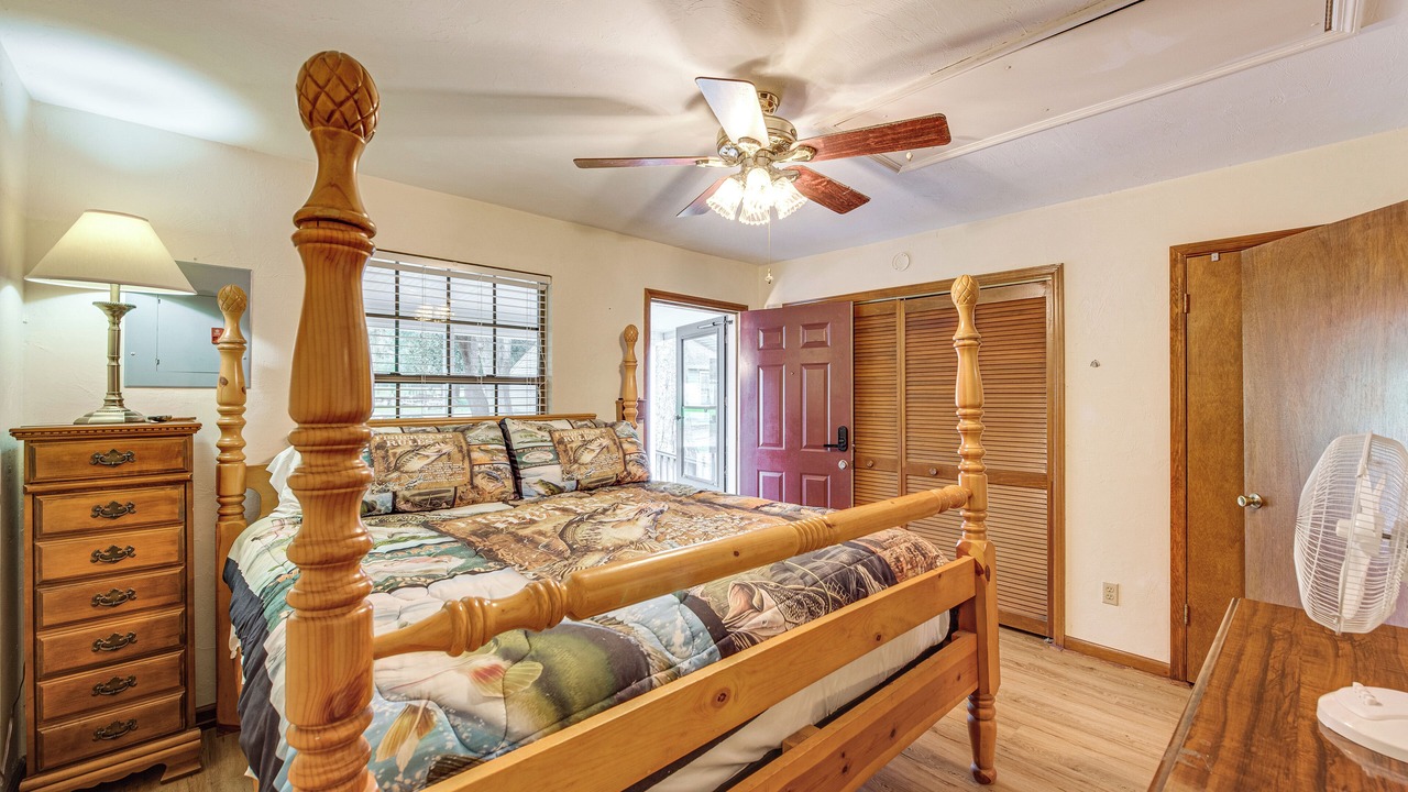 Photo of Bedroom in Quincy
