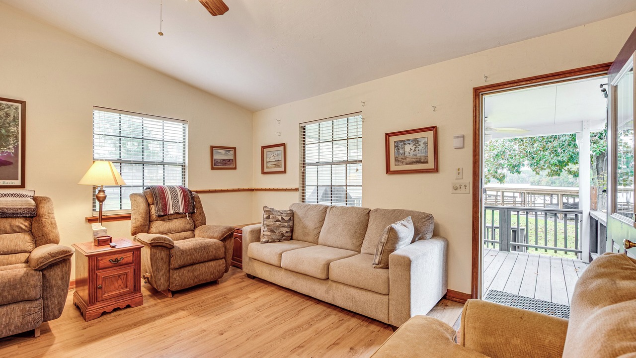 Photo of Livingroom in Quincy