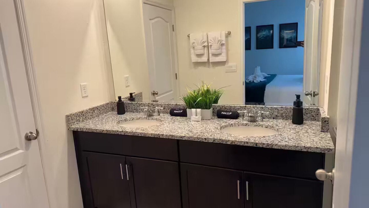 Photo of Bathroom in Loughman