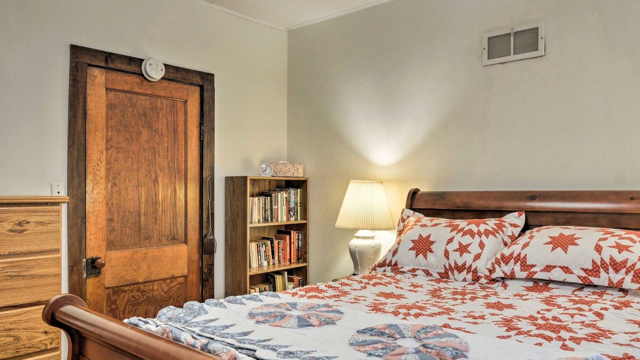 Photo of Bedroom in Le Roy
