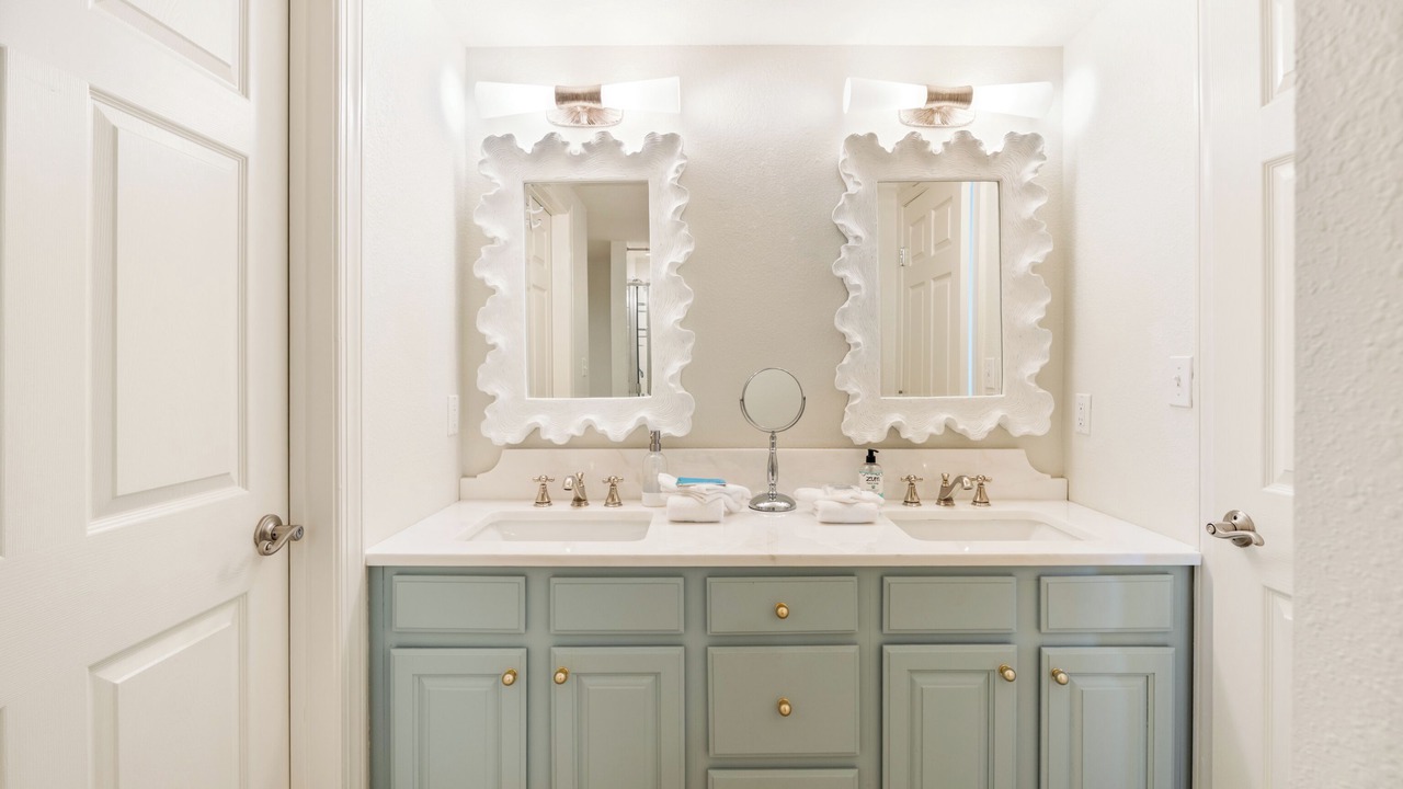 Photo of Bathroom in Ono Island